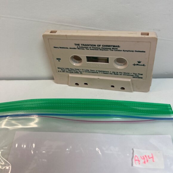 Christmas Collection 20 Golden Greats Bing Crosby, Frank Sinatra Cassette A414 - Picture 5 of 5